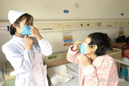 刘强东父母现身京东食堂做饭 刘强东父母现身京东食堂做饭