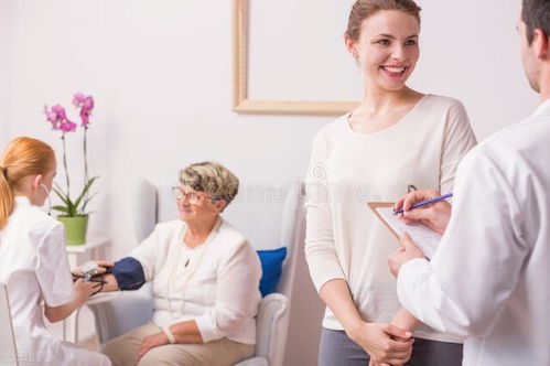 ��֢������ôд������¼